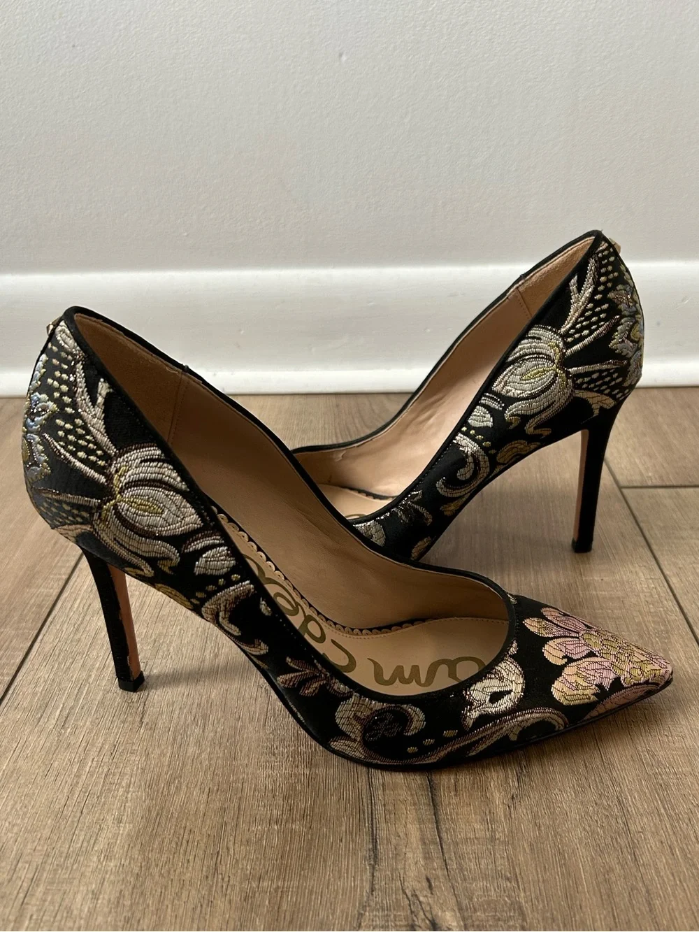 Sam Edelman Black Floral Stillson Pumps Womens Size 7.5